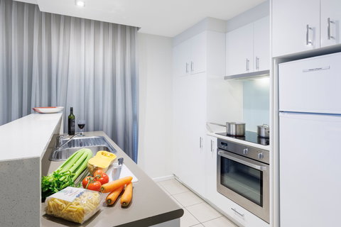 Brady Apartment Hotel Flinders Street - Accommodation Coffs Harbour 17