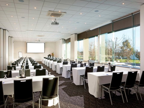 Pullman Melbourne Albert Park - Accommodation Coffs Harbour 11