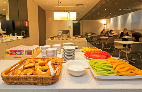 Causeway Inn On The Mall - Accommodation Coffs Harbour 7