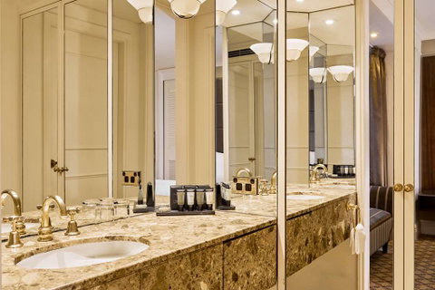 Stamford Plaza Melbourne - Accommodation Coffs Harbour 7