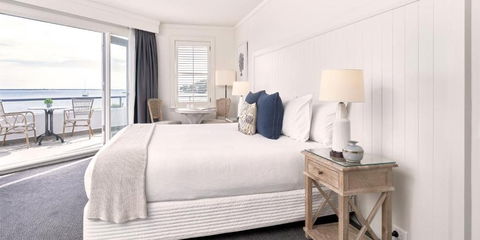 Anchorage Port Stephens - Accommodation Coffs Harbour 1