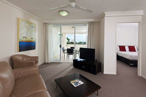 Cairns Central Plaza Apartment - Accommodation Coffs Harbour 1