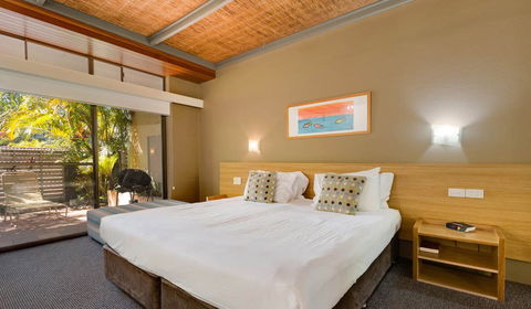 Nautilus Beachfront Villas & Spa - Accommodation Coffs Harbour 1