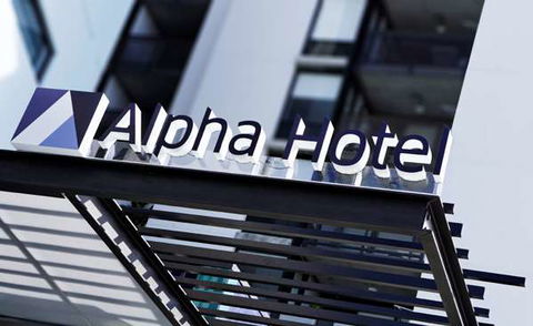 Alpha Mosaic Hotel - Accommodation Coffs Harbour 2