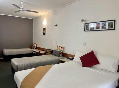 Ayr Traveller's Motel - Accommodation Coffs Harbour 12