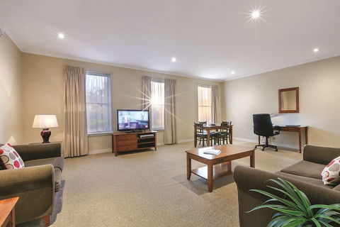 Lake Inn Ballarat - Accommodation Coffs Harbour 13