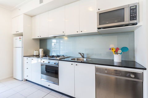 Astra Apartments Sydney CBD - Accommodation Coffs Harbour 2
