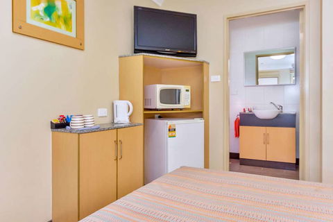 Econo Lodge Karratha - Accommodation Coffs Harbour 11
