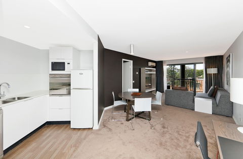 Astra Apartments The Griffin - Accommodation Coffs Harbour 7