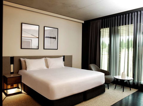 A By Adina Canberra - Accommodation Coffs Harbour 7