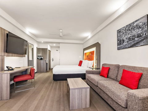 Novotel Darwin Atrium - Accommodation Coffs Harbour 5