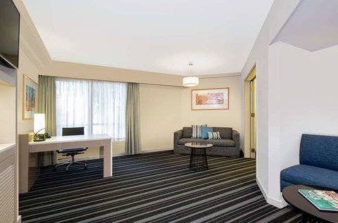 DoubleTree by Hilton Esplanade Darwin - Accommodation Coffs Harbour 5