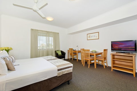 Metro Advance Apartments & Hotel - Accommodation Coffs Harbour 12