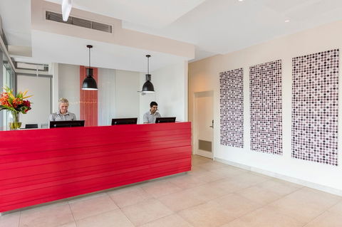 Oaks Elan Darwin - Accommodation Coffs Harbour 1