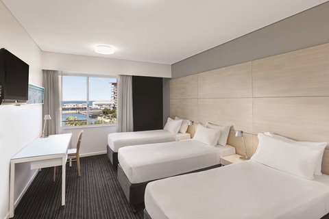 Vibe Hotel Darwin Waterfront - Accommodation Coffs Harbour 6