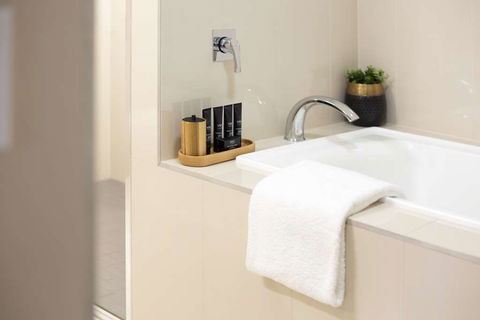 H On Smith Hotel - Accommodation Coffs Harbour 3