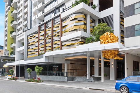 Arise On Hope Street - Accommodation Coffs Harbour 0