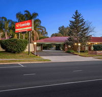 Econo Lodge Border Gateway Wodonga - Accommodation Coffs Harbour
