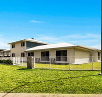 Econo Lodge Beachside - Accommodation Coffs Harbour