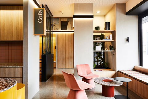 Lanbruk Apartment Hotel-Richomnd Hill - Accommodation Coffs Harbour 2