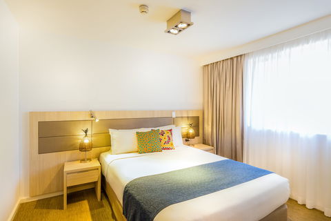 Emu Walk Apartments, Grand Mercure Apts - Accommodation Coffs Harbour 2