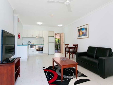 Cairns City Palms - Accommodation Coffs Harbour 2