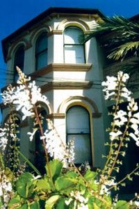 Admiral Collingwood Lodge - Accommodation Coffs Harbour 0