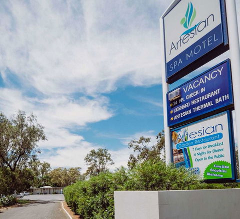 Artesian Spa Motor Inn - Accommodation Coffs Harbour 0
