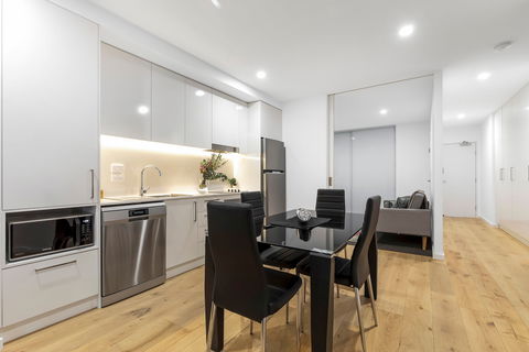 Astra Apartments Newcastle - Accommodation Coffs Harbour 2