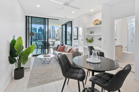 Arise On Hope Street - Accommodation Coffs Harbour 2