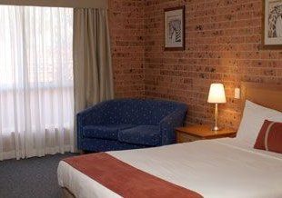 Akuna Motor Inn - Accommodation Coffs Harbour 0