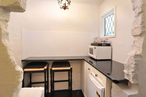 Adeline Bed & Breakfast - Accommodation Coffs Harbour 12