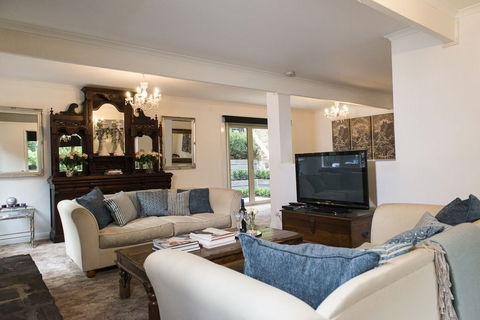 Adeline Bed & Breakfast - Accommodation Coffs Harbour 14