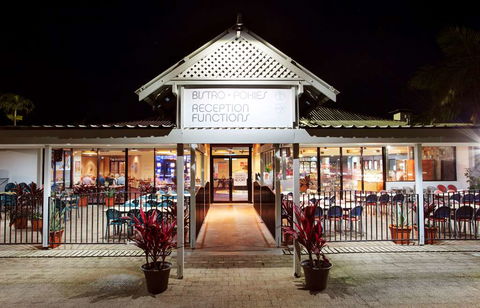 Mission Beach Resort - Accommodation Coffs Harbour 0