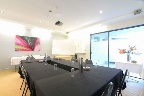 Caloundra Central Apartment Hotel - Accommodation Coffs Harbour 12