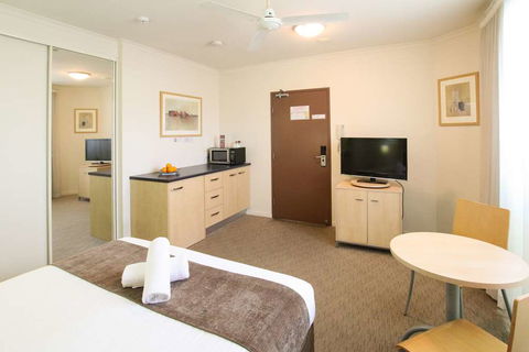 Caloundra Central Apartment Hotel - Accommodation Coffs Harbour 14