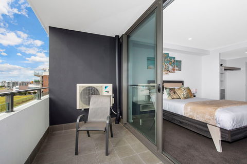 Astra Apartments Newcastle - Accommodation Coffs Harbour 9