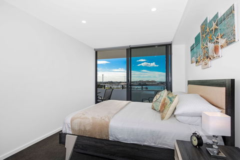 Astra Apartments Newcastle - Accommodation Coffs Harbour 10