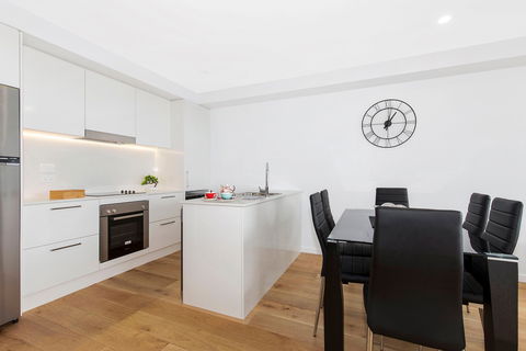 Astra Apartments Newcastle - Accommodation Coffs Harbour 11