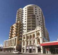 Adina Apartment Hotel Barrack Plaza