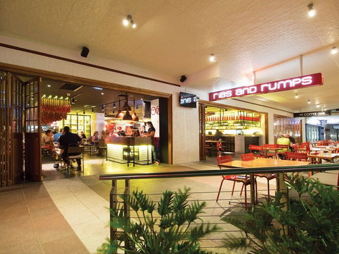 Oaks Grand Gladstone - Accommodation Coffs Harbour 3