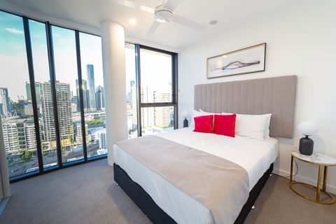 Arise Brisbane One - Accommodation Coffs Harbour 1