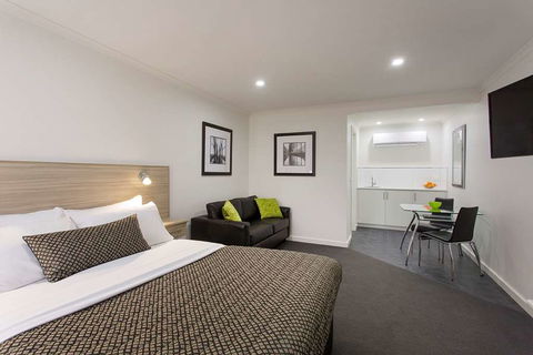 Hamilton Lonsdale Motel - Accommodation Coffs Harbour 0