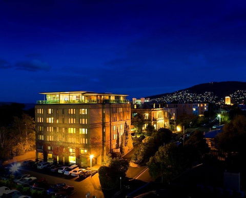 Lenna Of Hobart - Accommodation Coffs Harbour 1