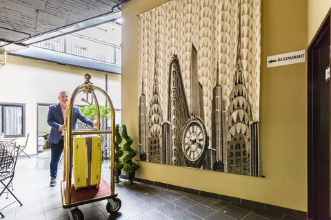 Airport Hotel Sydney - Accommodation Coffs Harbour 2