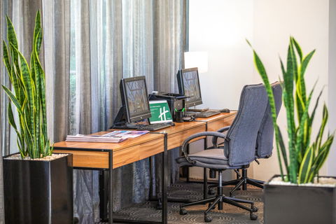 Holiday Inn Potts Point - Accommodation Coffs Harbour 14