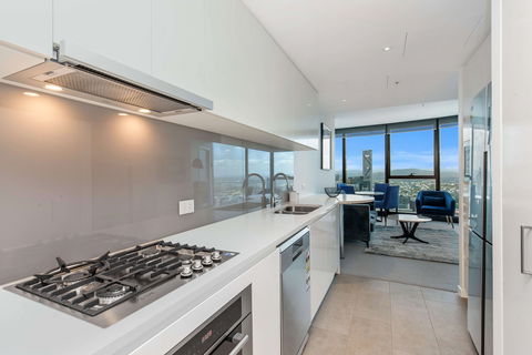 Arise Brisbane Skytower - Accommodation Coffs Harbour 12
