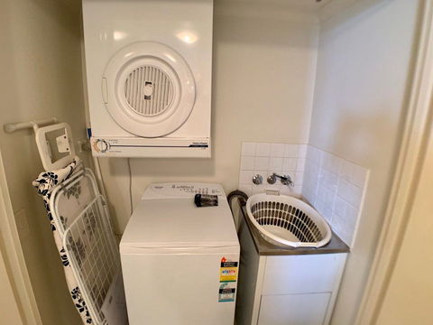 Astra Apartments Brisbane - Accommodation Coffs Harbour 6