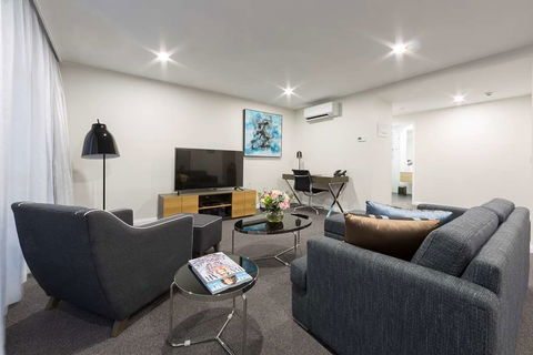 Avenue Hotel Canberra - Accommodation Coffs Harbour 9