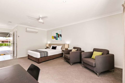 Econo Lodge Beachside - Accommodation Coffs Harbour 14